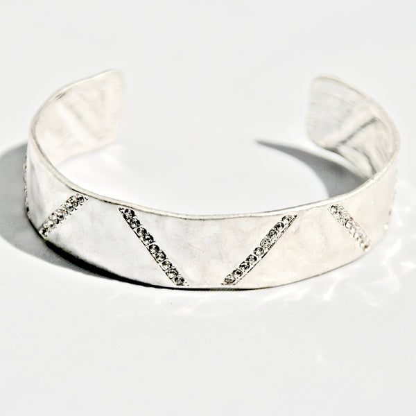 alloy cuff with crystals